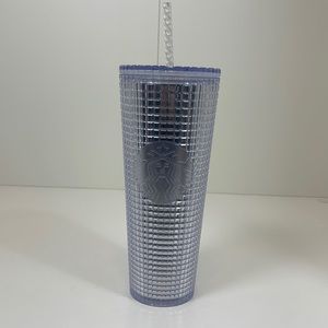 EUC Starbucks White/Diamond Cut Cup